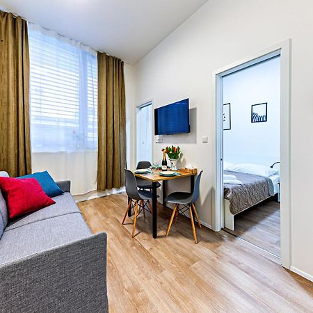 Kora Apartments Andel ปราก ภายนอก รูปภาพ