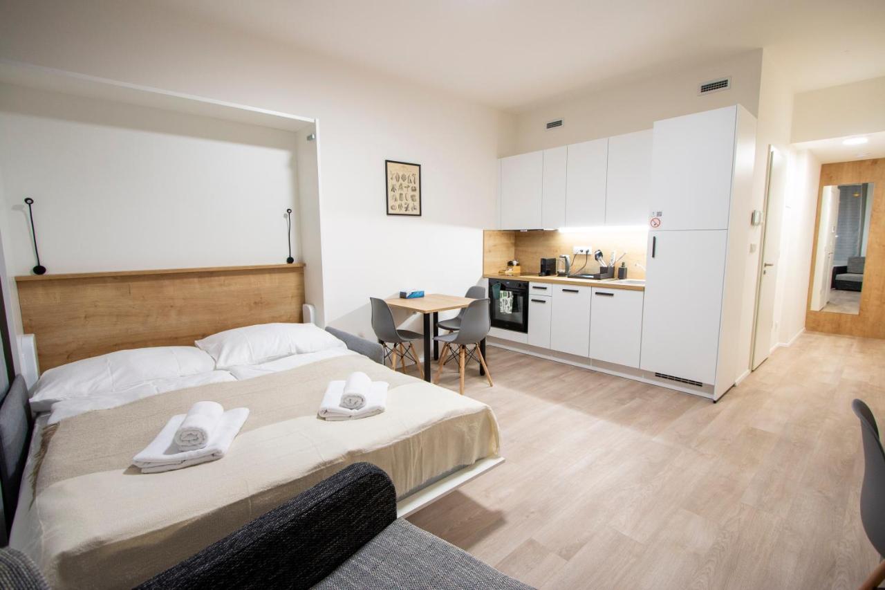 Kora Apartments Andel ปราก ภายนอก รูปภาพ