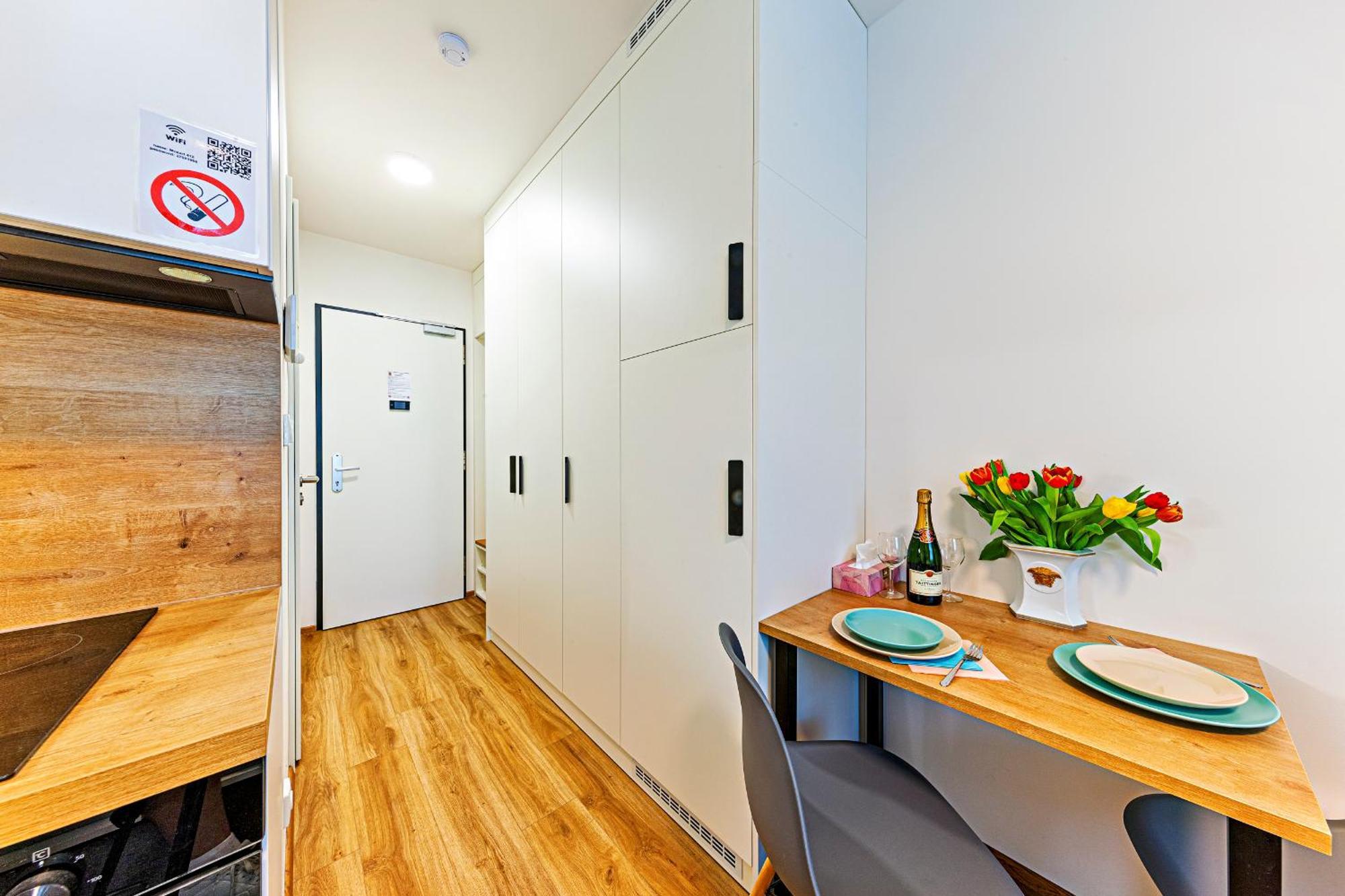 Kora Apartments Andel ปราก ภายนอก รูปภาพ